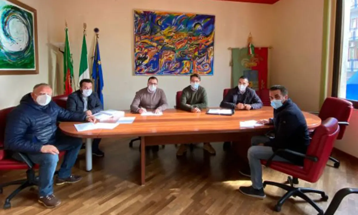 Isola Capo Rizzuto, incontro tra Pd e presidente della Provincia su viabilità