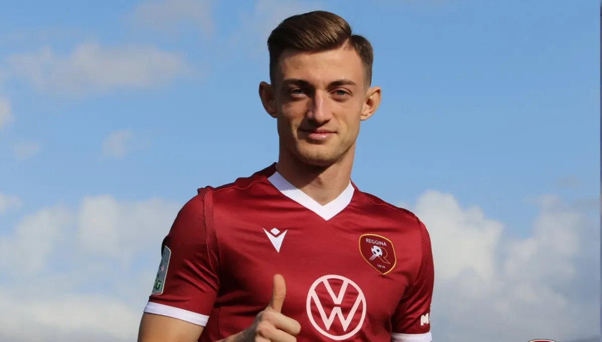 Reggina, ecco il primo rinforzo: dal Genoa l'esterno Claudiu Micovschi