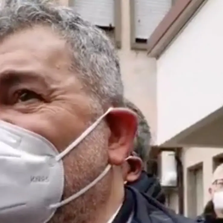 Cariati, Spirlì in visita all’ospedale: «Sì alla riapertura, ma decide il Governo»
