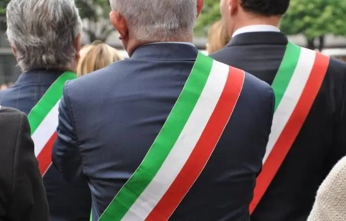 Elezioni regionali, i sindaci vibonesi si mobilitano: «No a soluzioni populiste calate dall’alto»