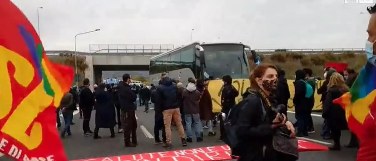 Manifestazioni alla Cittadella, «Chiedevamo una sanità migliore e il governo ci ha multati»