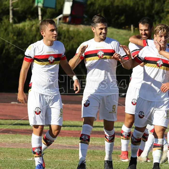 Serie D, nuovo rinvio per il Castrovillari: da quasi un mese senza gare per il Covid