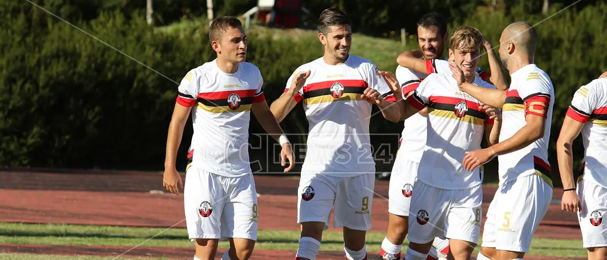 Serie D, nuovo rinvio per il Castrovillari: da quasi un mese senza gare per il Covid