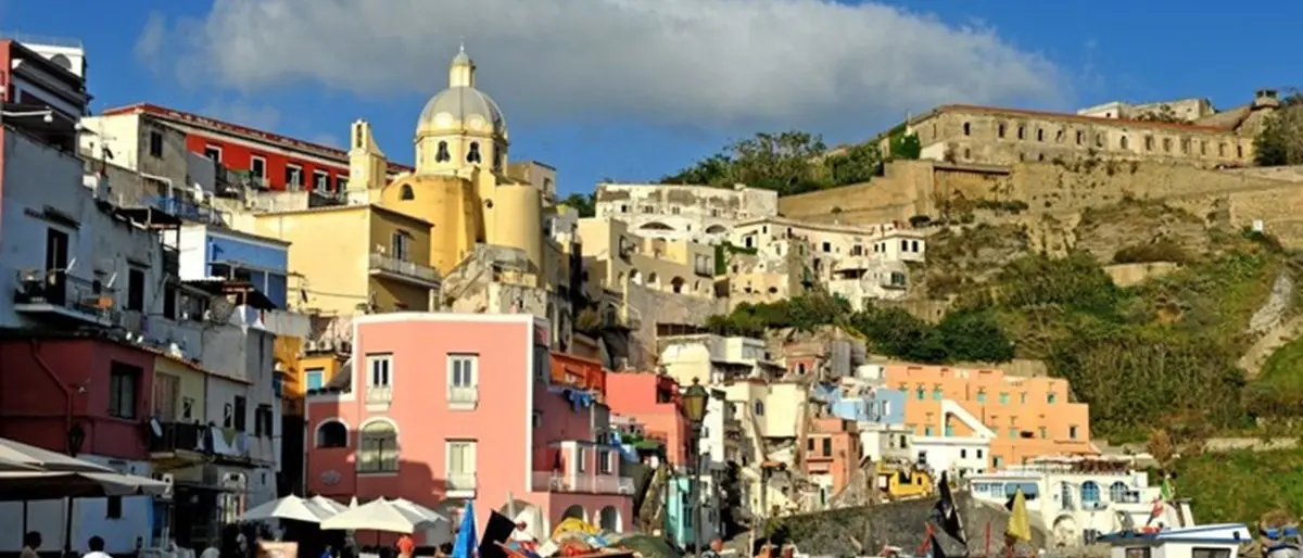 È Procida la Capitale italiana della cultura 2022