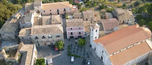 Covid Ardore, contagi dopo una festa: c'erano anche amministratori comunali