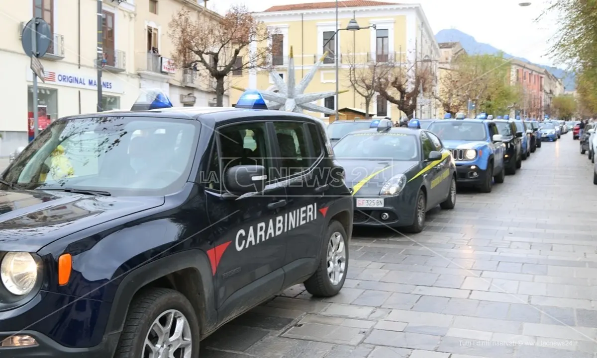 ‘Ndrangheta nel Crotonese, arresti all'alba: coinvolti anche imprenditori e amministratori