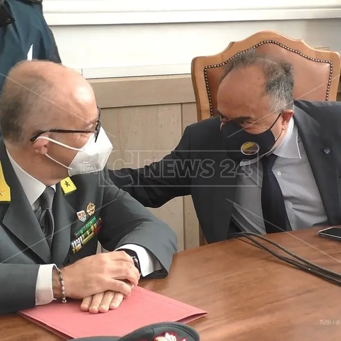 Ecco le accuse a Talarico: voti in cambio di appalti all’imprenditore vicino alle cosche