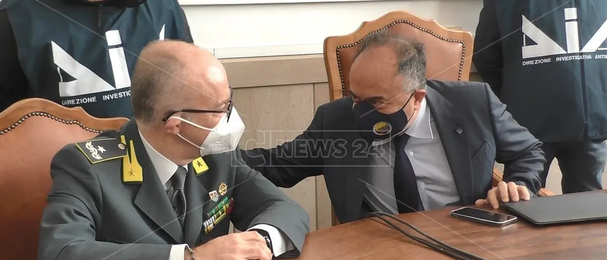 Ecco le accuse a Talarico: voti in cambio di appalti all’imprenditore vicino alle cosche