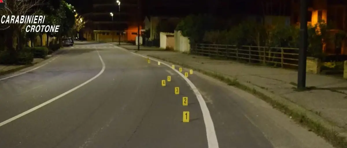 Cutro, sparò al fidanzato della sua ex: 30enne arrestato per tentato omicidio