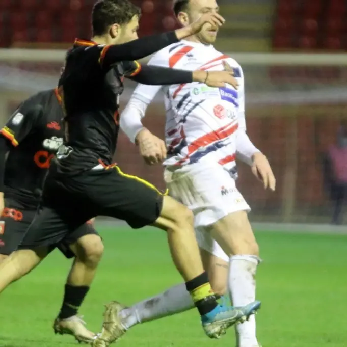 Lega Pro, Catanzaro all’ultimo respiro: Potenza battuto con un gol al 94’