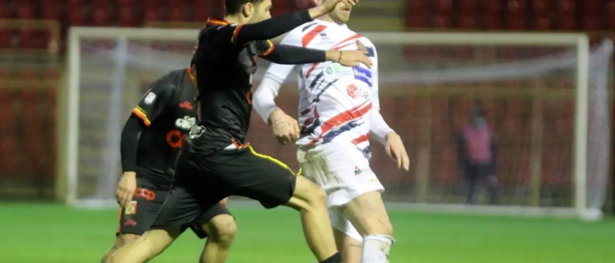 Lega Pro, Catanzaro all’ultimo respiro: Potenza battuto con un gol al 94’