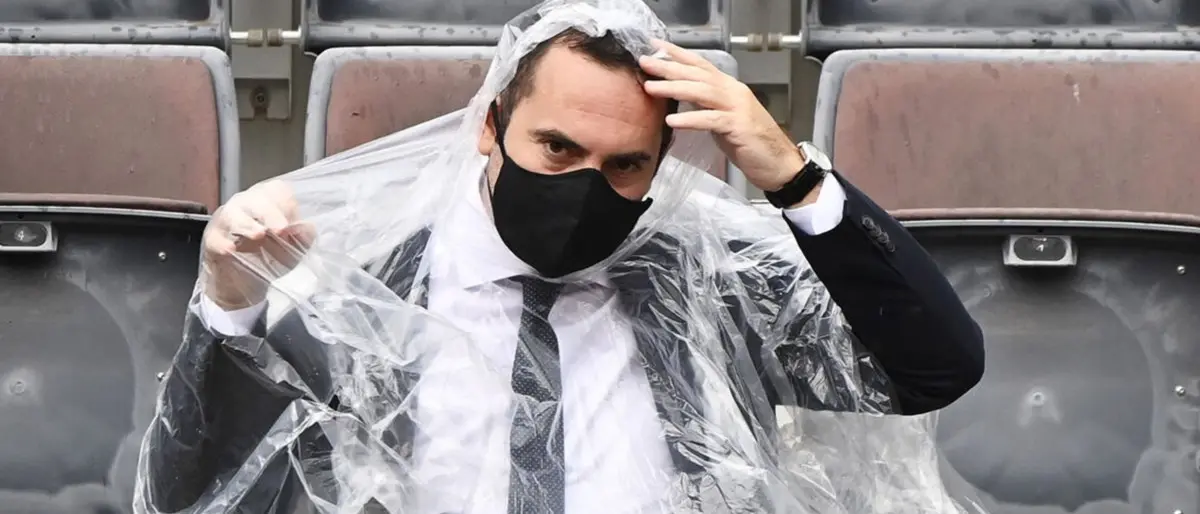 Riapertura degli stadi, il ministro Spadafora: «Difficile per quest'anno»