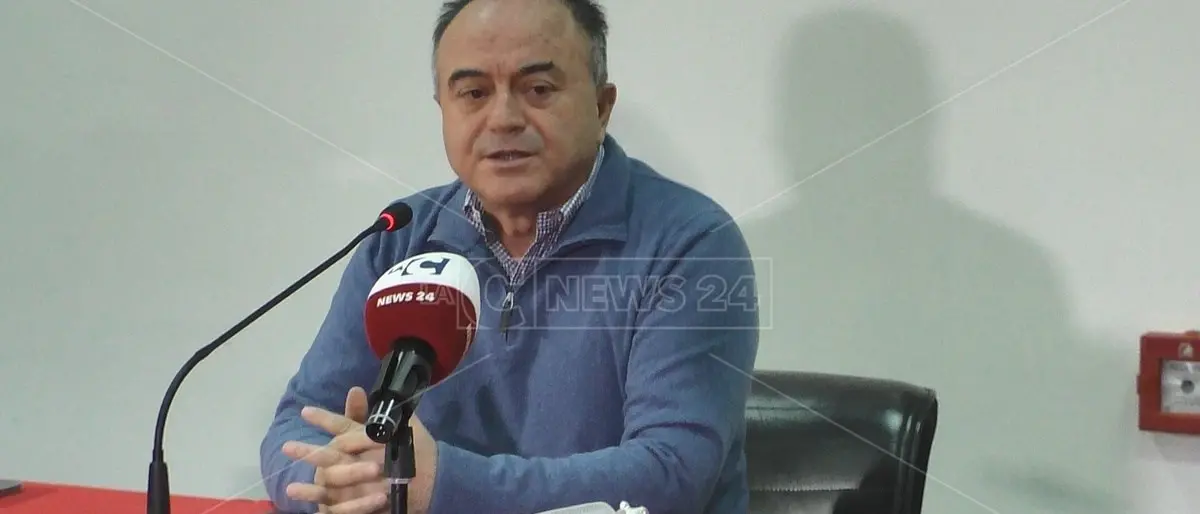 'Ndrangheta a Crotone, Gratteri: «Avevano frigoriferi pieni di armi. Preparavano un nuovo omicidio»