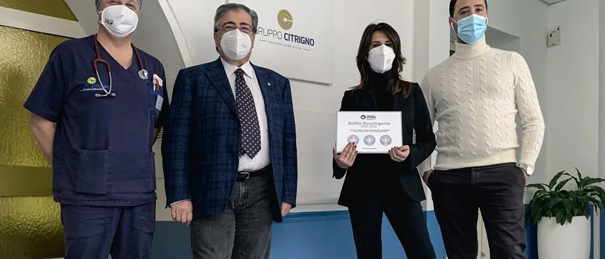Sanità, premiati con il bollino RosaArgento il Centro clinico San Vitaliano e Villa Adelchi