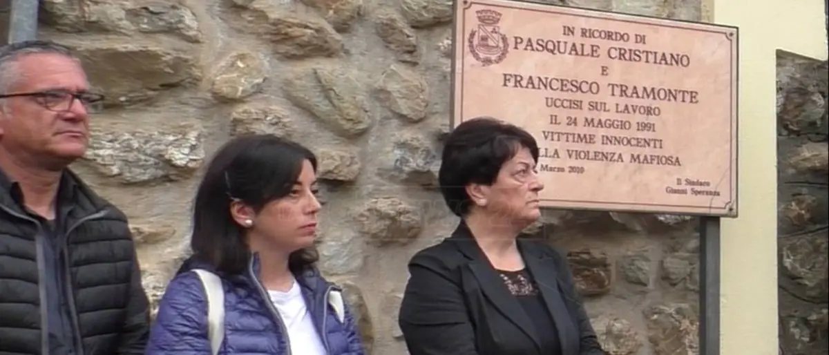 Lamezia: fotografia, arte e letteratura in ricordo dei netturbini uccisi dalla mafia