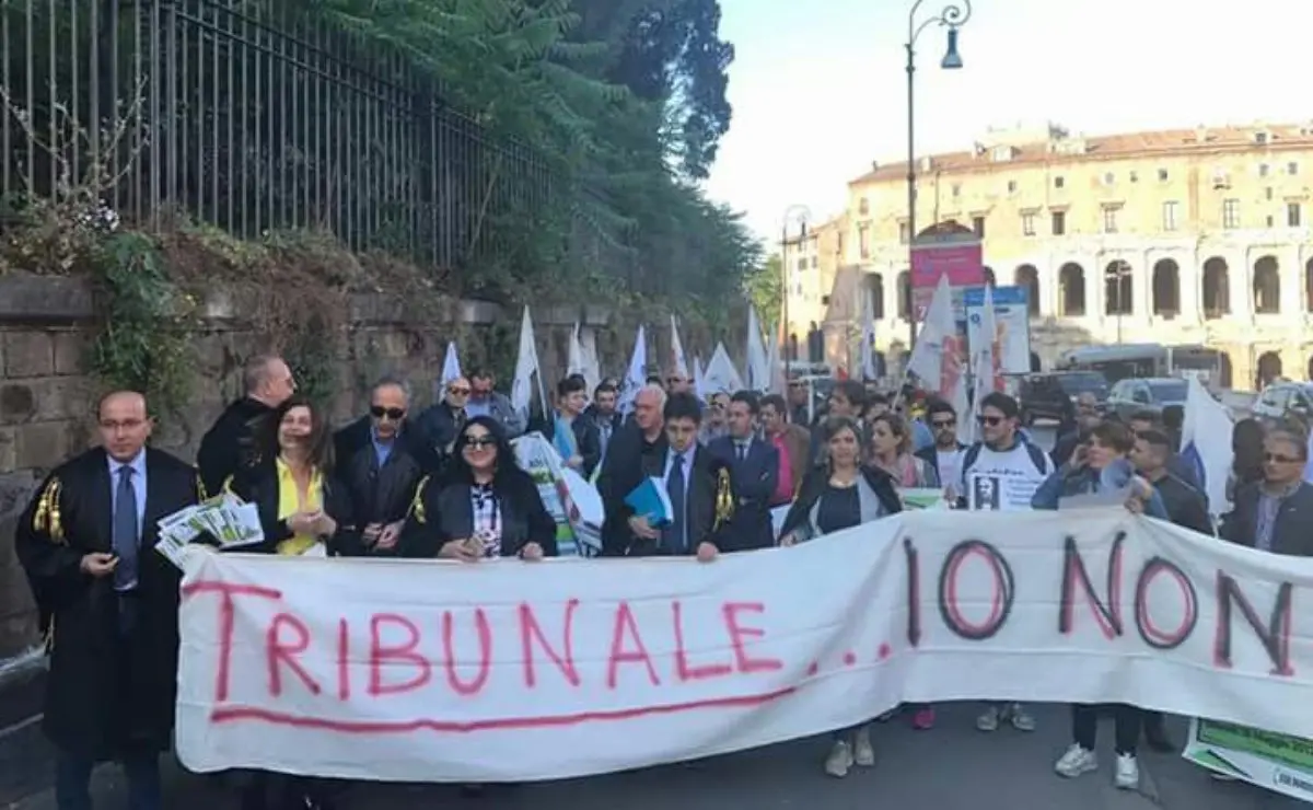 Ex tribunale di Rossano, i movimenti civici: «La politica ha fallito»