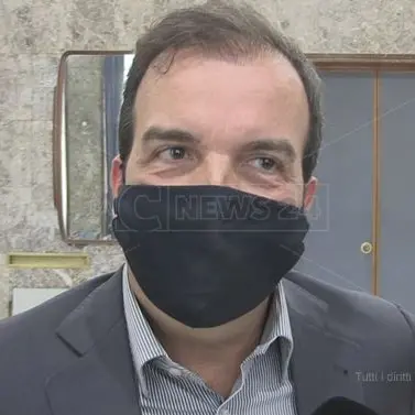 Covid Cosenza, il sindaco Mario Occhiuto non è più positivo al tampone