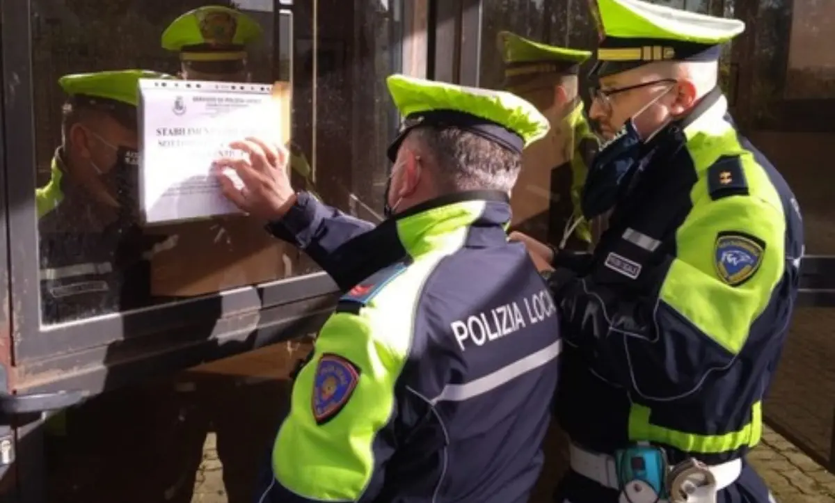 San Ferdinando, sequestrata discarica: operava senza autorizzazioni