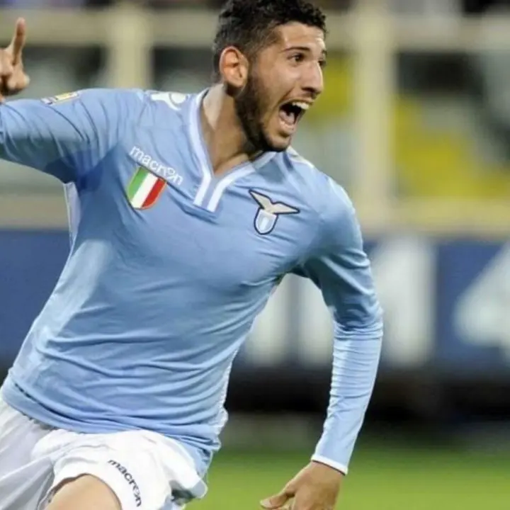 Calciomercato, il Cosenza ufficializza l’arrivo del centrocampista Crecco