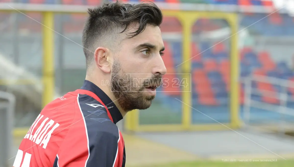 Serie B, Cosenza di rimonta nel segno di Tremolada: 2-1 in casa dell'Entella