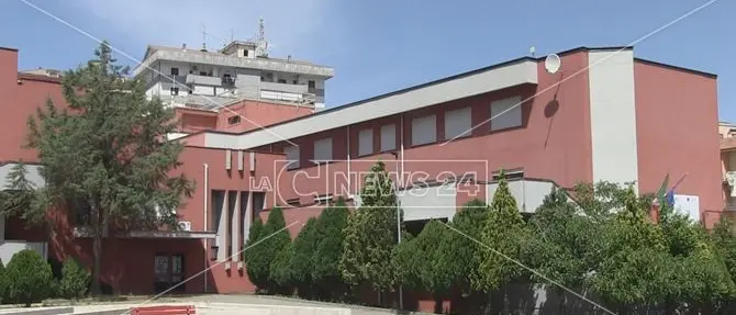 Scuole Calabria, a Cosenza vince l’anarchia nel giorno della riapertura