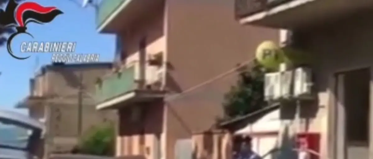 Reggio Calabria, tentata rapina all'ufficio postale del quartiere Rosalì: tre arresti