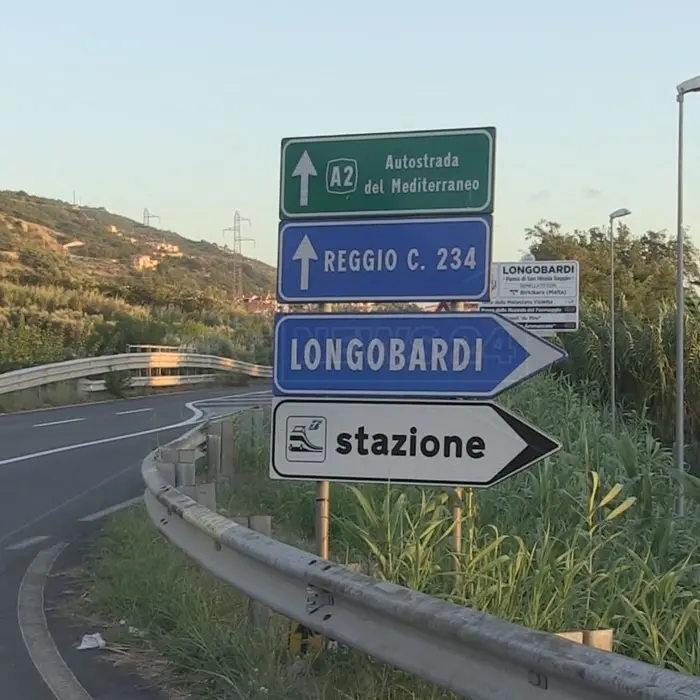 Longobardi, corruzione elettorale: due persone finiscono in carcere