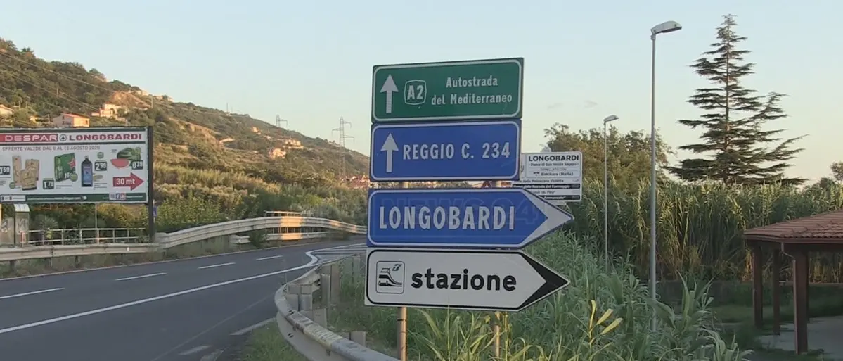 Longobardi, corruzione elettorale: due persone finiscono in carcere