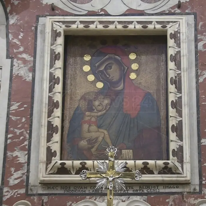Cosenza, il quadro divino in Cattedrale per le celebrazioni della Madonna del Pilerio