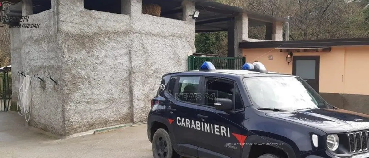 Corigliano-Rossano: fabbricato abusivo su area comunale, denunciato il responsabile