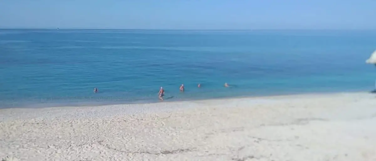 In Calabria assaggio di primavera: a Tropea tuffi, passeggiate e 24 gradi