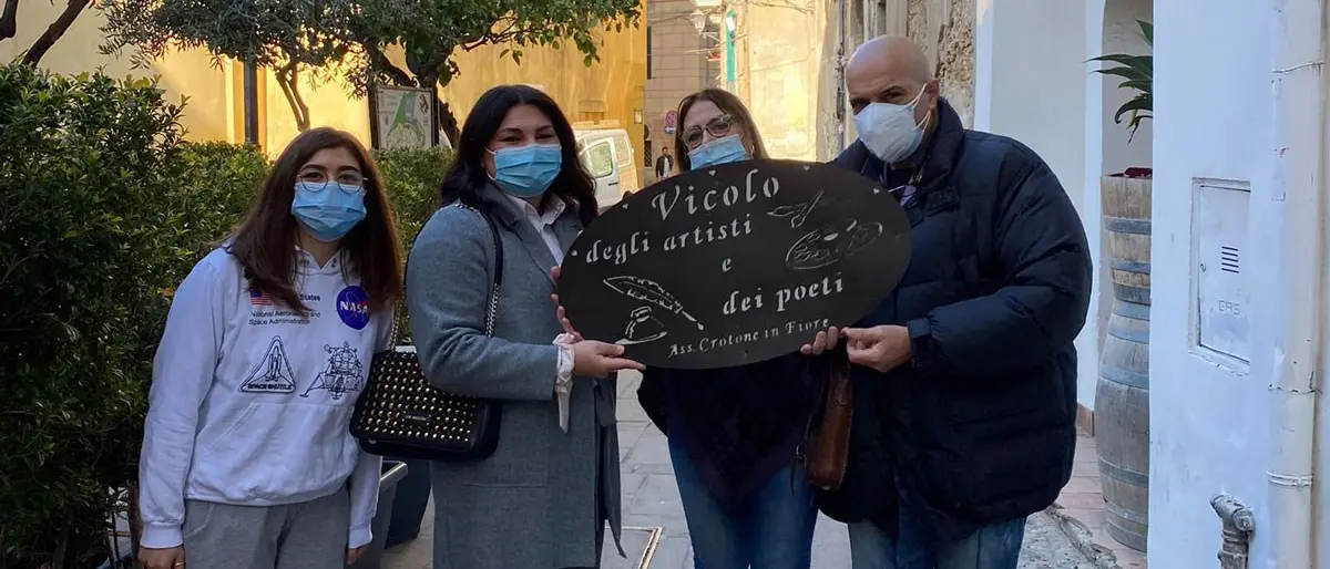 A Crotone nasce il vicolo dei poeti e degli artisti