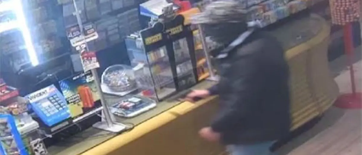 Corigliano Rossano, rapina in una tabaccheria: 19enne finisce in carcere