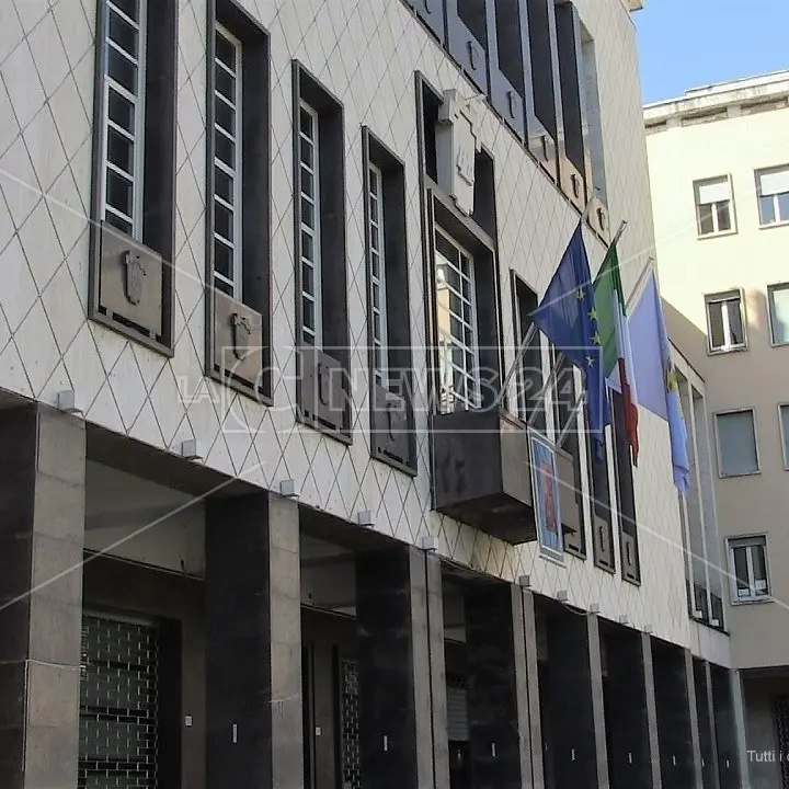 Cosenza, passaporto falso per ottenere permesso di soggiorno: arrestato