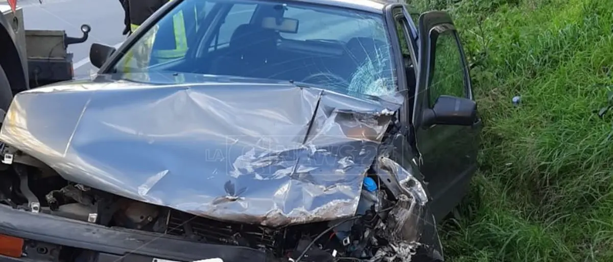 Incidente a Triparni e statale 18 chiusa: circolazione in tilt tra Vibo e la Marina