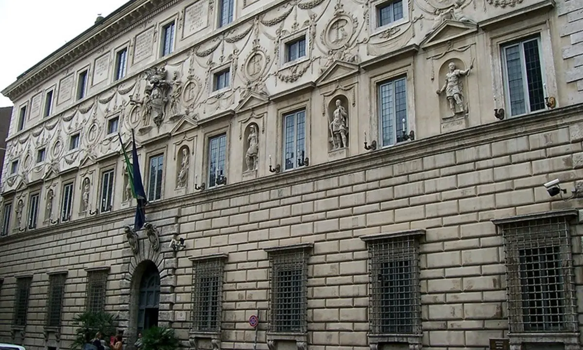 Appalto illuminazione a Corigliano, il Consiglio di Stato dà ragione all’impresa