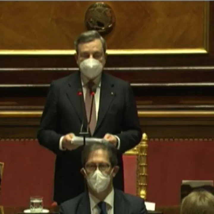 Fiducia in Senato, Draghi: «La prima battaglia è contro la pandemia e per i vaccini»