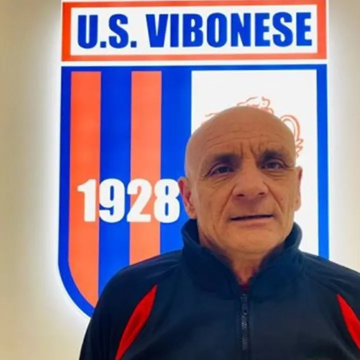 Vibonese, la società annuncia il nome del nuovo allenatore: è Giorgio Roselli