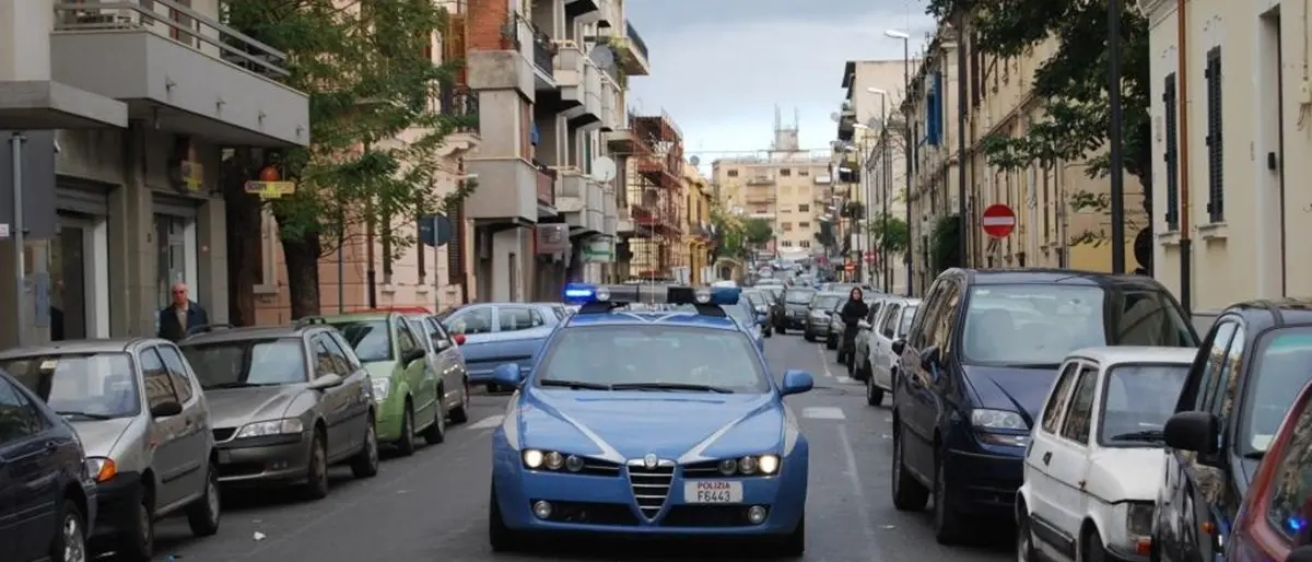 Ladri travestiti da forze dell'ordine: arrestati tre calabresi a Bologna