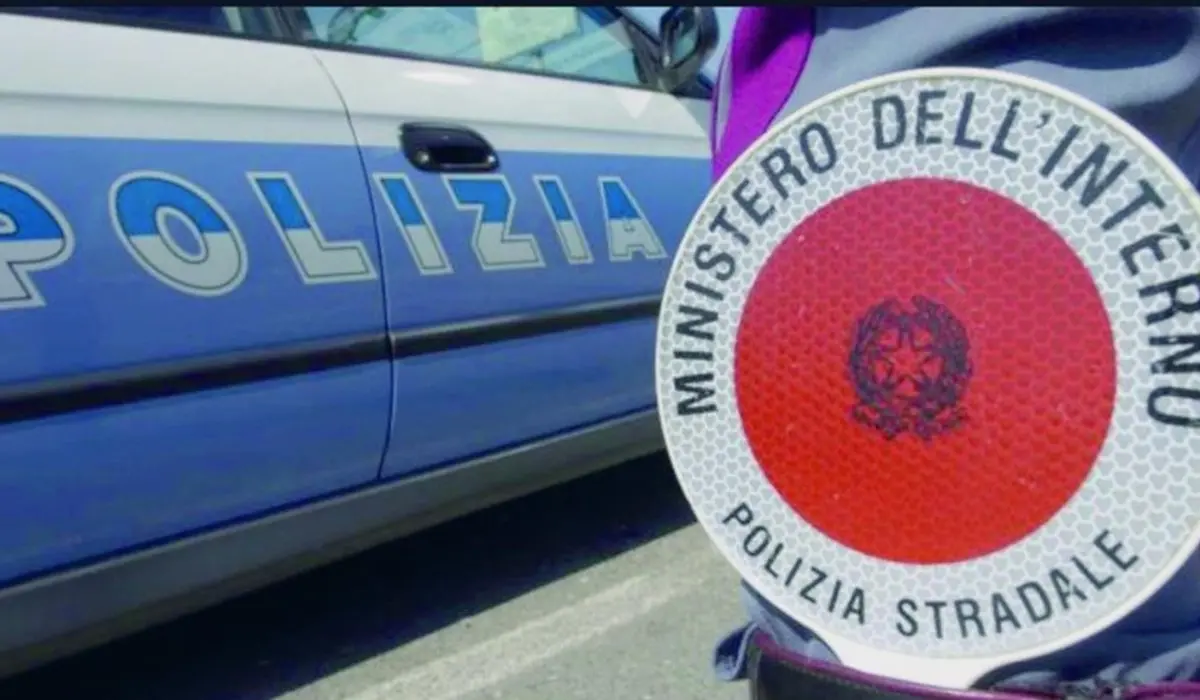 Rende, contromano verso la statale 107 per sfuggire alla polizia: arrestato