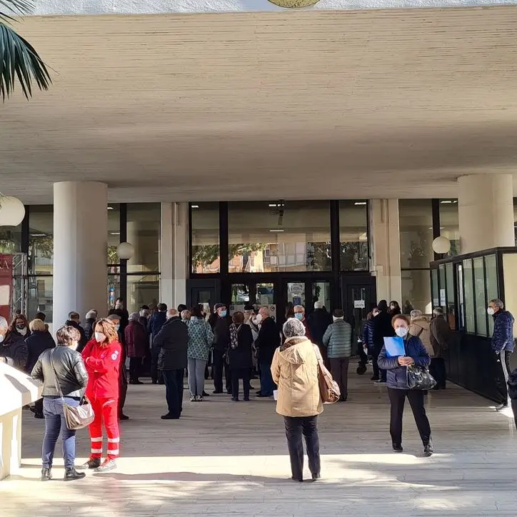 La sede del Consiglio regionale diventa centro vaccinale, partita la campagna