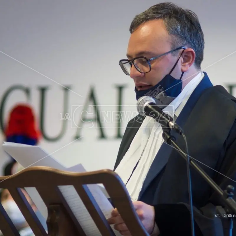 Vaccini Covid: avvocati di Catanzaro: «Estendere piano a nostra categoria»