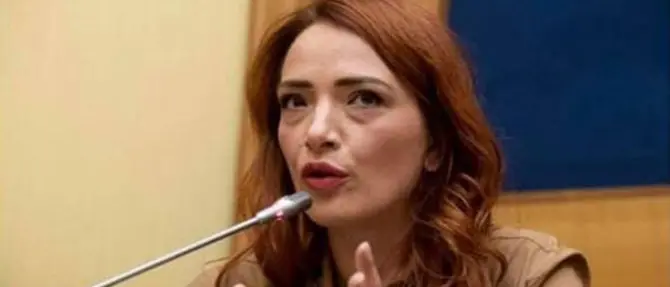 Regionali, Cristallo (Sardine): «Si ritrovi l'unità. De Magistris? Centrifuga di contraddizioni»