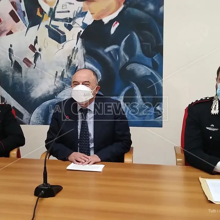 Arresti a Crotone, Gratteri: «Vendevano droga ad ogni ora, tutti venivano qui a rifornirsi»