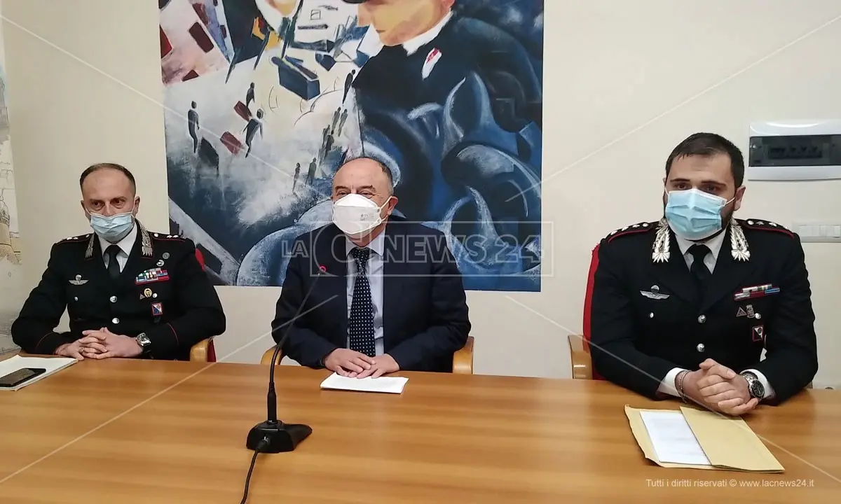 Arresti a Crotone, Gratteri: «Vendevano droga ad ogni ora, tutti venivano qui a rifornirsi»