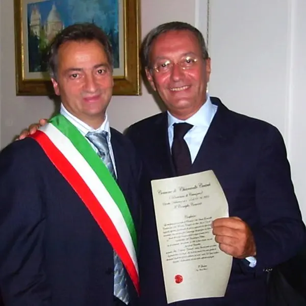 Morte Catricalà, a Chiaravalle Centrale lutto cittadino nel giorno dei funerali