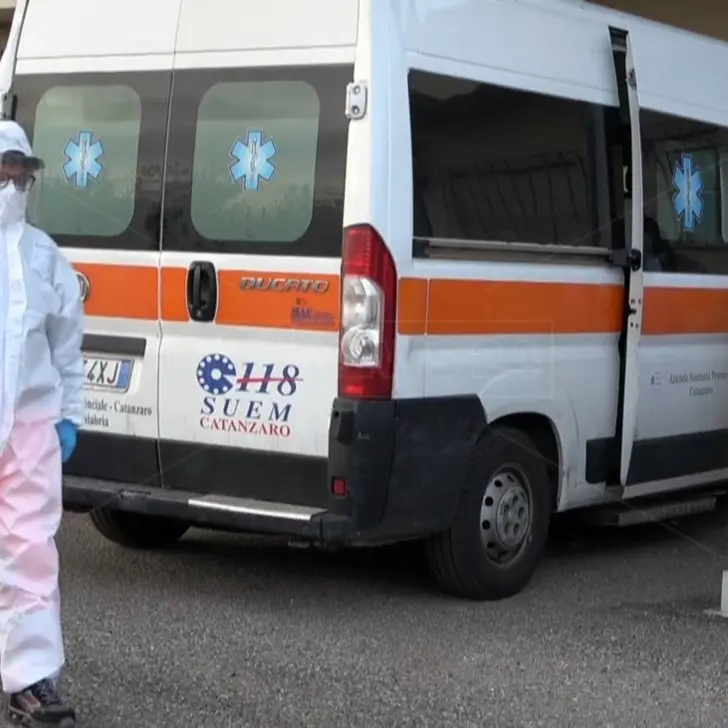 Covid, a Corigliano Rossano 29 nuovi casi. Anziana muore in ospedale a Cosenza