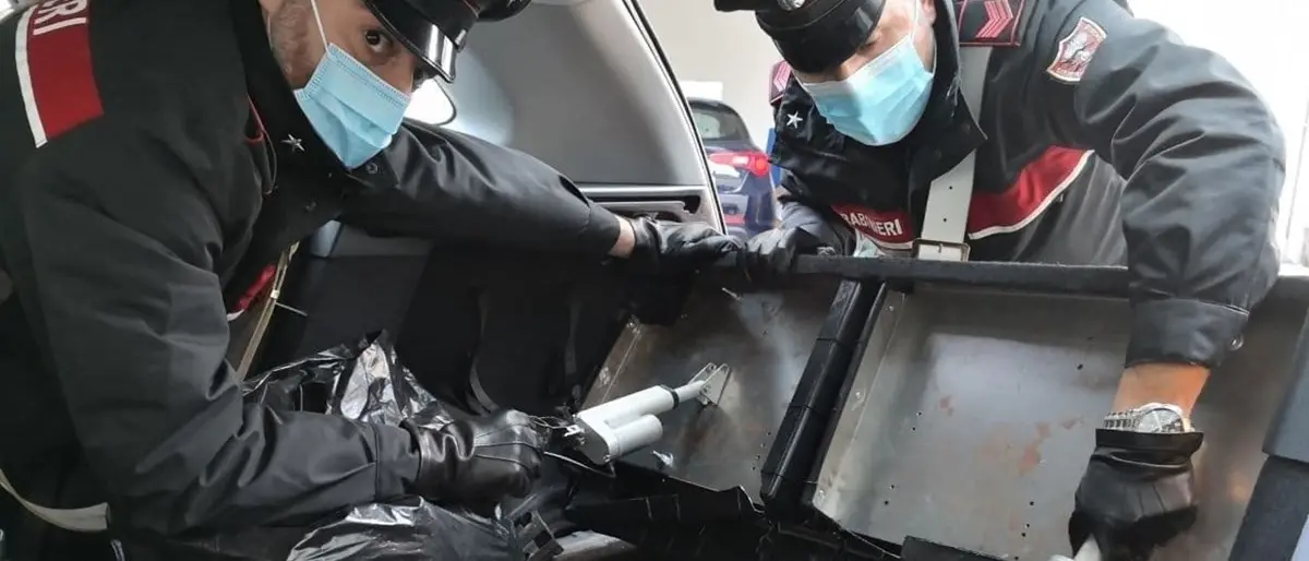 Villa San Giovanni, corriere della droga arrestato con 18 chili di hashish