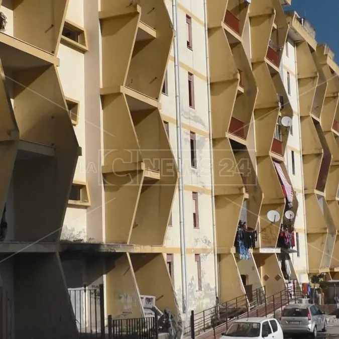 Covid, focolaio tra le famiglie rom a Catanzaro: nuovo ricovero in ospedale