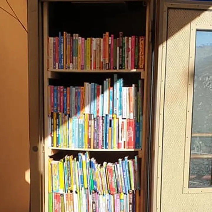 San Mango D’Aquino, inaugurata una mini biblioteca in un’antica cabina telefonica